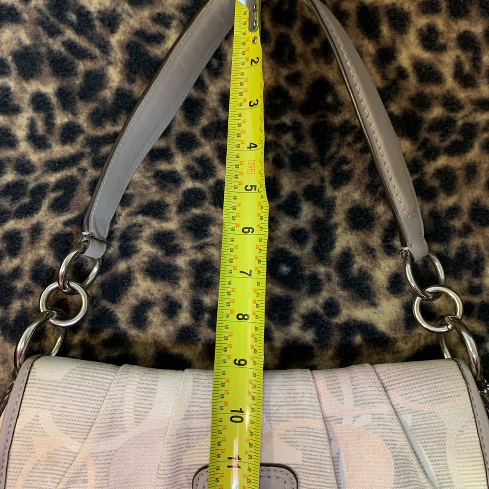 RETIRED COACH ICONIC KISSING Cs SHOULDER HANDBAG - Picture 3 of 14